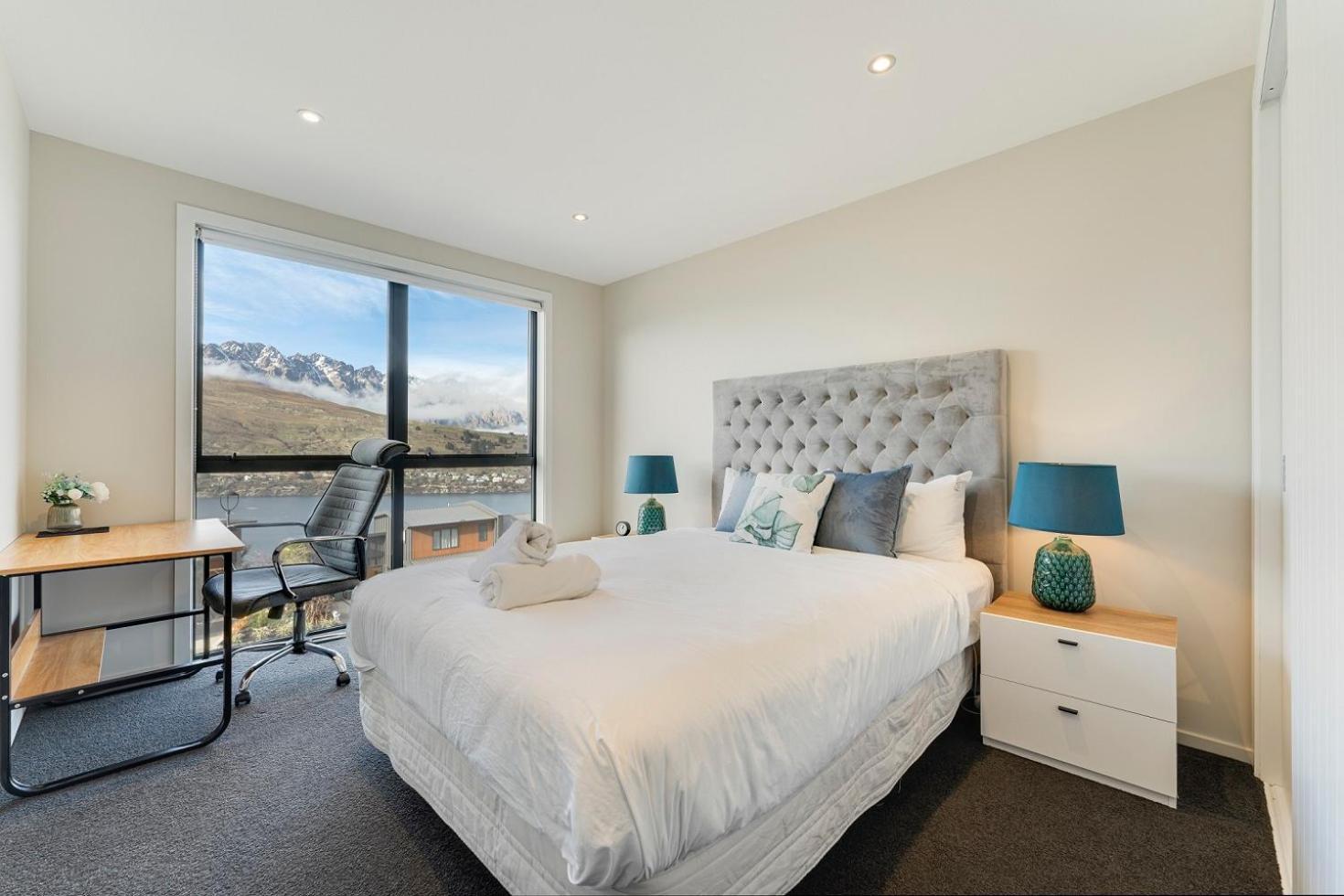 Queenstown Lake And Mountain View Retreat Free Wifi Free Street Parking Екстериор снимка